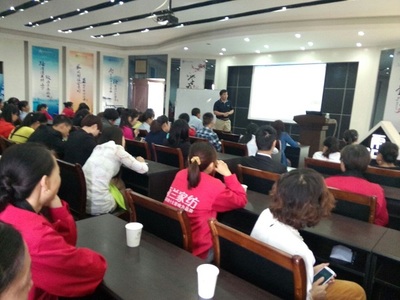 雨蘭新員工全面培訓(xùn)啟動，系統(tǒng)化賦能提升個(gè)人綜合素質(zhì)