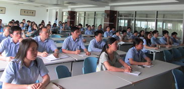 校企合作新篇章 工商管理系雙線并進(jìn)深化企業(yè)培訓(xùn)