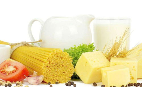 警惕！深圳部分商家收購(gòu)臨期過(guò)期雞胸肉再銷(xiāo)售，食品安全隱患不容忽視